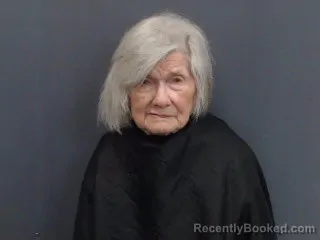 Mugshot of LINDA MCMASTER