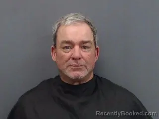 Mugshot of JAMES VERN REYNOLDS