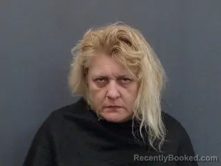 Mugshot of KIMBERLY DAWN EVERETT