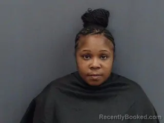 Mugshot of DIAMOND LATOIS ADAMS