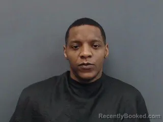 Mugshot of JAQUAVION MARKIETH VEASLEY