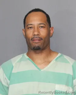 Mugshot of Michael Ray Jr Peterson