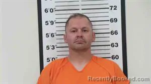 Mugshot of CLINTON LOEL UNSWORTH booked in Lincoln County, Wyoming on April 17, 2026