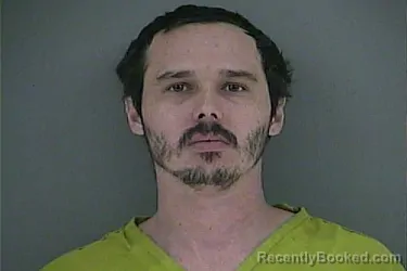 Mugshot of PHILLIP ALEXANDER RESTO