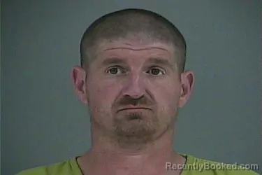 Mugshot of JOHNNY LYNN HOOKS