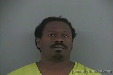Mugshot of QUANDAVIS JERONE WATSON booked in Anderson County, Tennessee on May 14, 2026