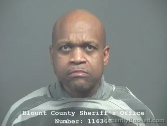 Mugshot of VINCENT BERNARD THOMAS