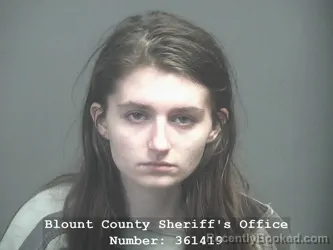 Mugshot of ROSLYN JADE BOWEN