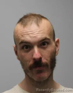 Mugshot of DANIEL RYAN HENDRICK