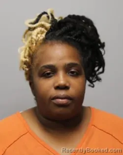 Mugshot of HENRIKA Daneille BYRD