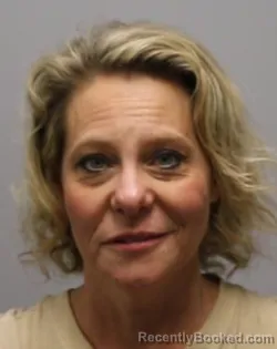 Mugshot of PENNY DIANE DISNEY