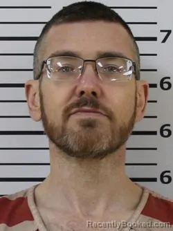 Mugshot of Jared Darwin Warren