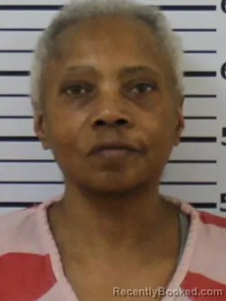 Mugshot of VELMA RENEA STATEN
