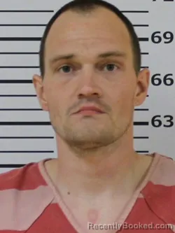 Mugshot of DYLAN JAMES HEATON