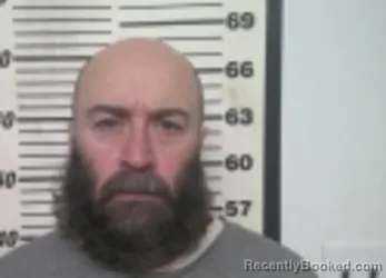 Mugshot of JONATHAN M HAMMER