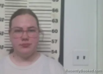 Mugshot of MAKAILA C FOY