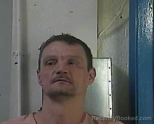 Mugshot of CHRISTOPHER J SMITH