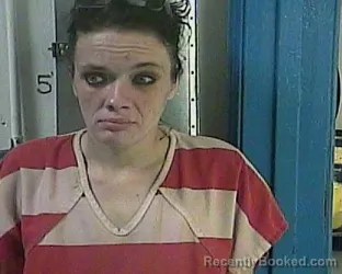 Mugshot of DIAMOND PEARL OLIVER