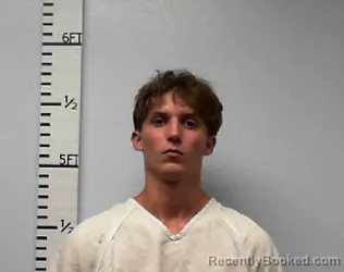 Mugshot of Austin Wade Bell booked in Hardin County, Texas on May 25, 2026
