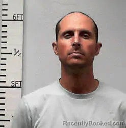 Mugshot of Christopher Alan Bloodworth