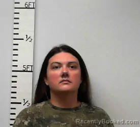 Mugshot of Destiny Sueann Hayhurst-Thomas booked in Hardin County, Texas on April 1, 2026