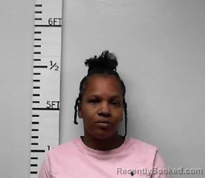 Mugshot of Quieteller Lashay Matthews booked in Hardin County, Texas on March 6, 2026