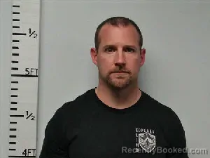 Mugshot of JONATHAN ADRIEL TINER booked in Hardin County, Texas on May 22, 2026