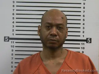 Mugshot of DESHAWN TRAWICK