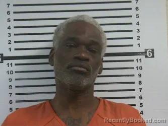 Mugshot of ANDRE DARNELL OVERSTREET