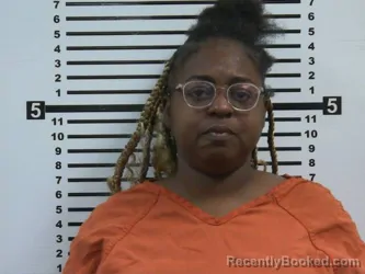 Mugshot of NAKKITA SHANTA POPLAR