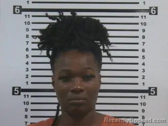 Mugshot of Jalisa Nicole Robinson booked in Hardeman County, Tennessee on July 26, 2026