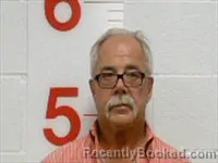 Mugshot of DANNY R VOSS