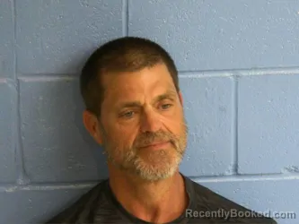 Mugshot of KENNETH RAY JR STARR