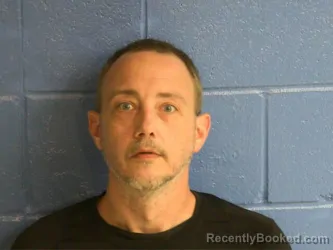Mugshot of JOSHUA DAVID LYLE booked in Humphreys County, Tennessee on April 27, 2026