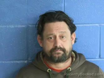 Mugshot of JEREMY MICHAEL VANDEVANDER booked in Humphreys County, Tennessee on May 1, 2026