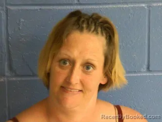 Mugshot of JENNIFER LYNN MITCHELL booked in Humphreys County, Tennessee on May 28, 2026