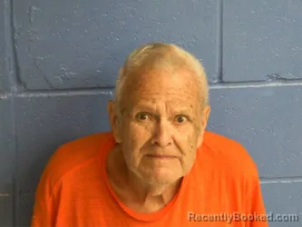 Mugshot of THOMAS OLIVER JR BISHOP booked in Humphreys County, Tennessee on June 3, 2026