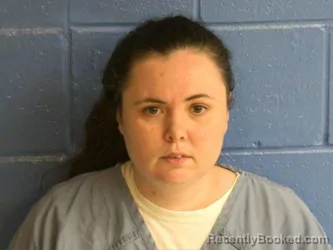 Mugshot of SAMANTHA LYNN GARNER booked in Humphreys County, Tennessee on June 21, 2026