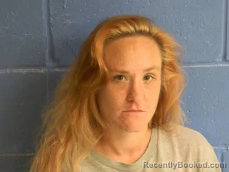 Mugshot of AMBER RENEE WHITEHEAD booked in Humphreys County, Tennessee on June 22, 2026