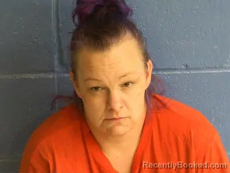 Mugshot of SHELLY LYNN DUNLAP booked in Humphreys County, Tennessee on June 30, 2026