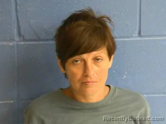 Mugshot of Jessica Lois Herndon booked in Humphreys County, Tennessee on August 29, 2026