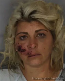 Mugshot of AMAMDA SUSANNE SMYRE