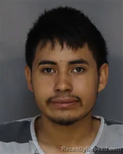 Mugshot of JUNIOR JOSUE SOSA-ROSALES