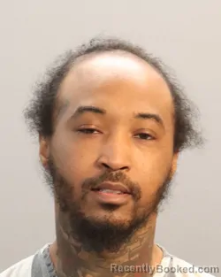 Mugshot of ROBERT LAVONN UPSHAW