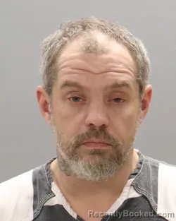 Mugshot of ROBERT LEE DAMRON