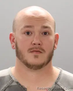 Mugshot of JONATHAN PAUL PARROTT