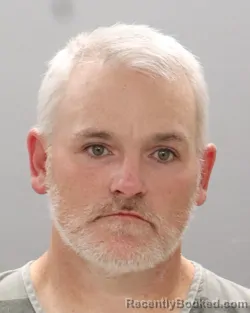 Mugshot of TRAVIS RAY DAVIS