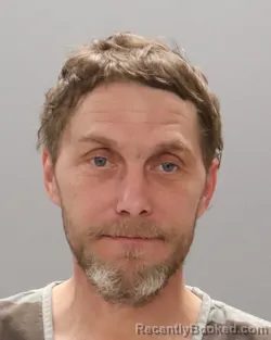 Mugshot of DUSTIN HIPPS