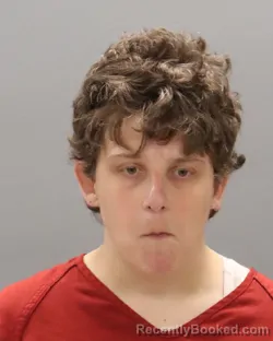 Mugshot of GWENDOLYN MILLER