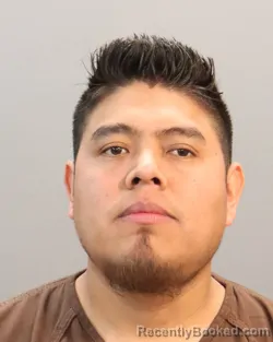 Mugshot of ROBERTO TUM